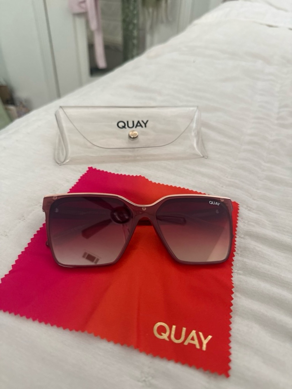 Quay Australia Gradient Pink Square Sunglasses